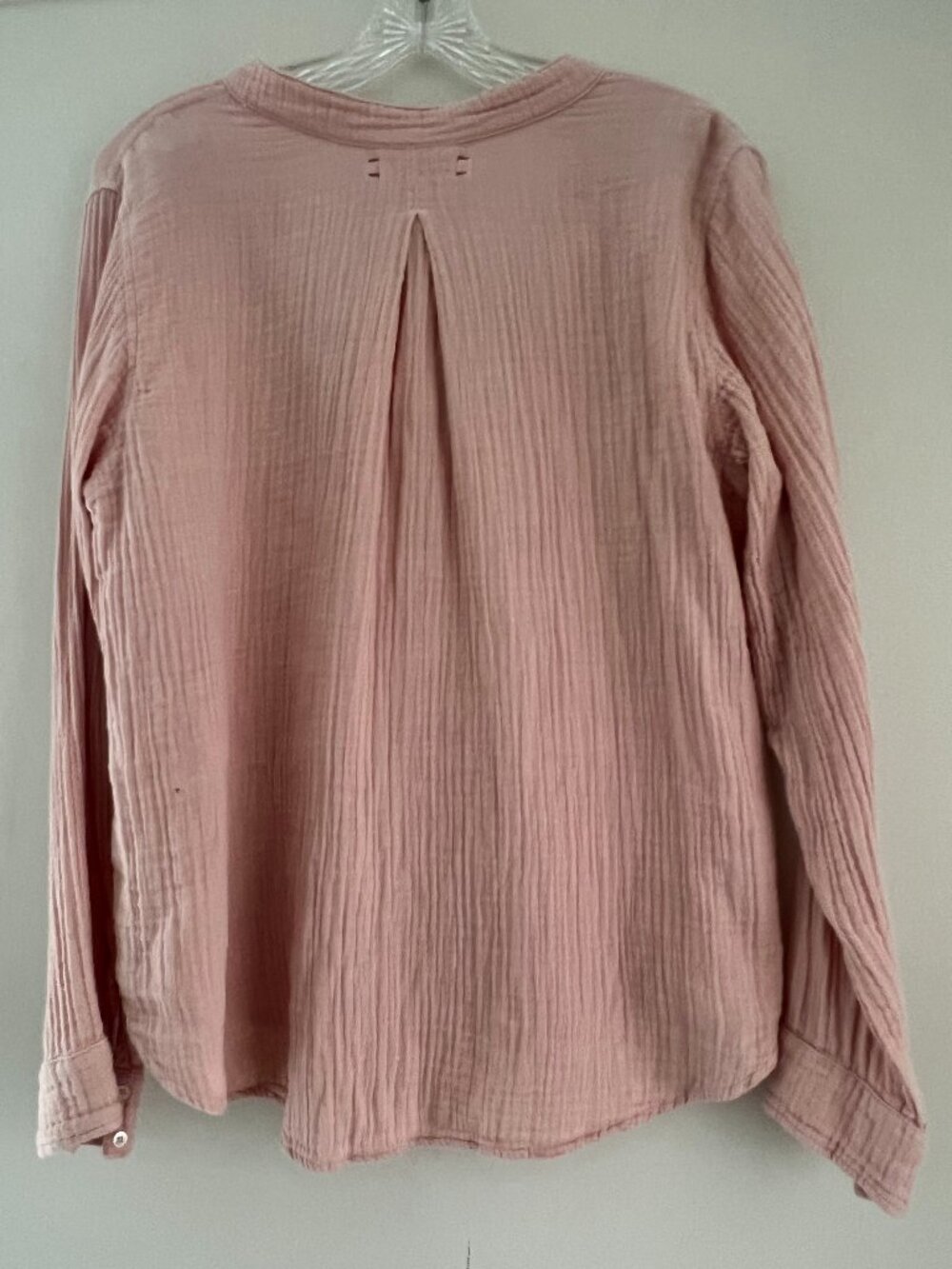 XiRENA Dusty Rose Gauze V-Neck Long Sleeve Blouse
